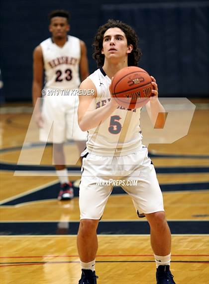 Thumbnail 2 in Hershey vs. Manheim Central photogallery.