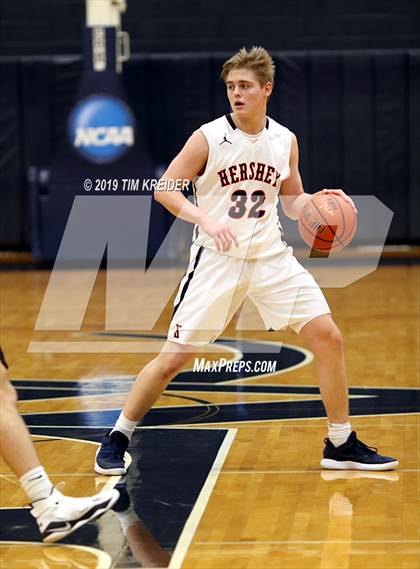 Thumbnail 1 in Hershey vs. Manheim Central photogallery.