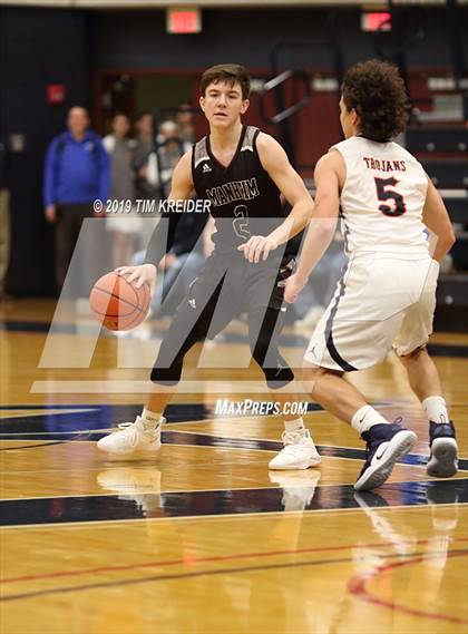Thumbnail 2 in Hershey vs. Manheim Central photogallery.