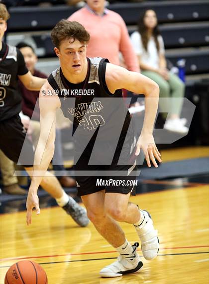 Thumbnail 3 in Hershey vs. Manheim Central photogallery.