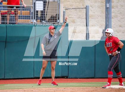 Thumbnail 3 in Melissa vs. Lake Belton (UIL Softball 5A Semifinal) photogallery.