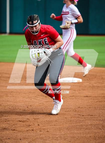Thumbnail 3 in Melissa vs. Lake Belton (UIL Softball 5A Semifinal) photogallery.