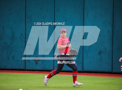 Thumbnail 2 in Melissa vs. Lake Belton (UIL Softball 5A Semifinal) photogallery.