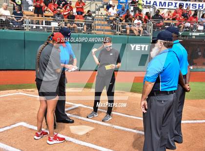 Thumbnail 3 in Melissa vs. Lake Belton (UIL Softball 5A Semifinal) photogallery.