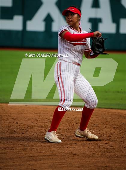 Thumbnail 1 in Melissa vs. Lake Belton (UIL Softball 5A Semifinal) photogallery.
