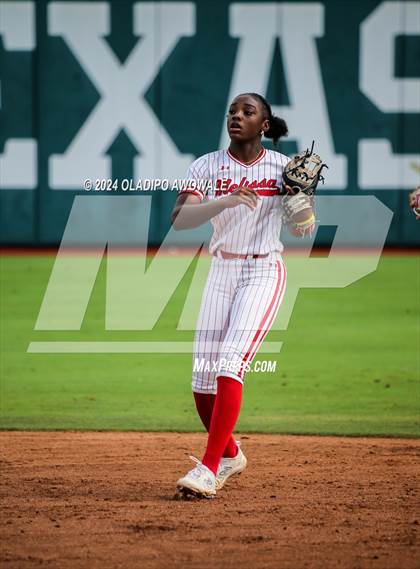 Thumbnail 1 in Melissa vs. Lake Belton (UIL Softball 5A Semifinal) photogallery.