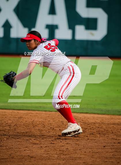 Thumbnail 1 in Melissa vs. Lake Belton (UIL Softball 5A Semifinal) photogallery.