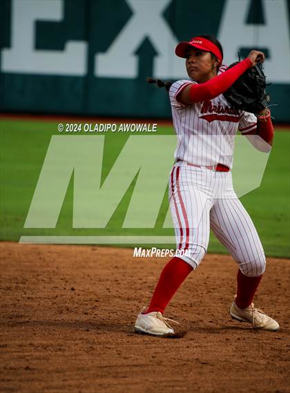 Thumbnail 3 in Melissa vs. Lake Belton (UIL Softball 5A Semifinal) photogallery.