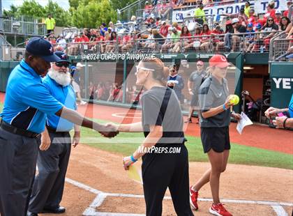 Thumbnail 2 in Melissa vs. Lake Belton (UIL Softball 5A Semifinal) photogallery.