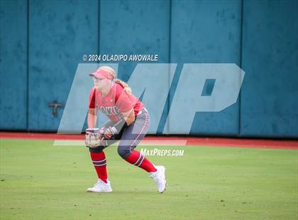 Thumbnail 3 in Melissa vs. Lake Belton (UIL Softball 5A Semifinal) photogallery.