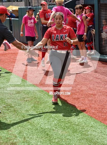 Thumbnail 1 in Melissa vs. Lake Belton (UIL Softball 5A Semifinal) photogallery.