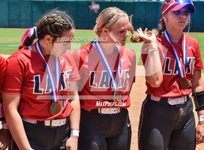 Thumbnail 3 in Melissa vs. Lake Belton (UIL Softball 5A Semifinal) photogallery.