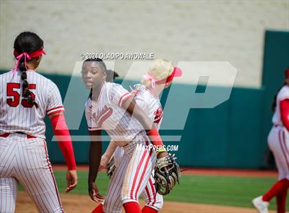 Thumbnail 2 in Melissa vs. Lake Belton (UIL Softball 5A Semifinal) photogallery.