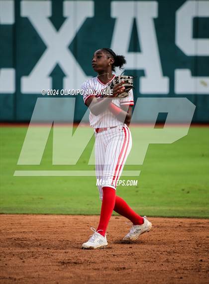 Thumbnail 1 in Melissa vs. Lake Belton (UIL Softball 5A Semifinal) photogallery.