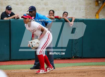 Thumbnail 1 in Melissa vs. Lake Belton (UIL Softball 5A Semifinal) photogallery.
