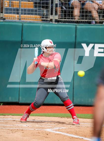 Thumbnail 3 in Melissa vs. Lake Belton (UIL Softball 5A Semifinal) photogallery.