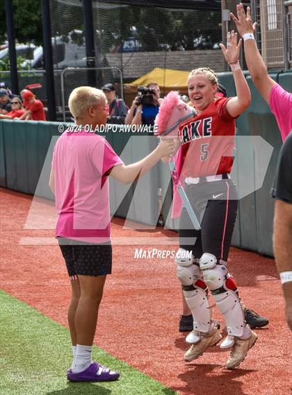 Thumbnail 1 in Melissa vs. Lake Belton (UIL Softball 5A Semifinal) photogallery.