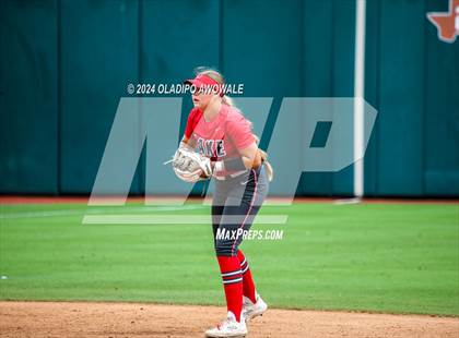 Thumbnail 3 in Melissa vs. Lake Belton (UIL Softball 5A Semifinal) photogallery.