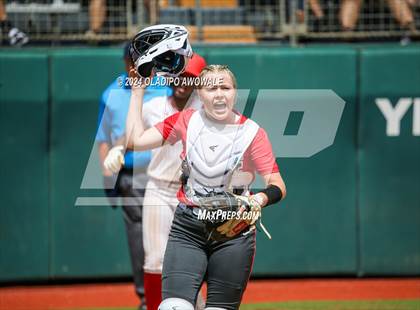 Thumbnail 1 in Melissa vs. Lake Belton (UIL Softball 5A Semifinal) photogallery.