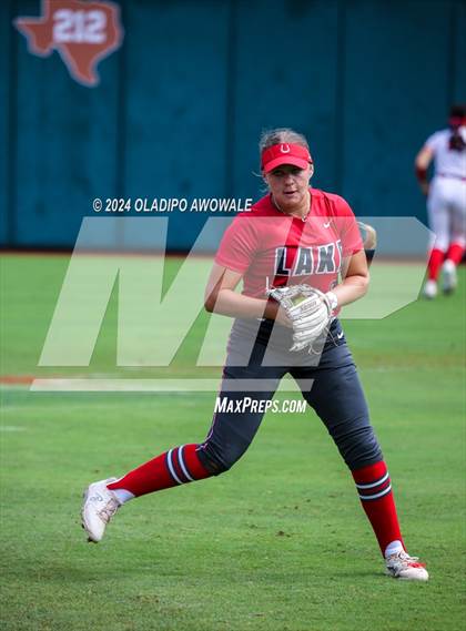 Thumbnail 3 in Melissa vs. Lake Belton (UIL Softball 5A Semifinal) photogallery.
