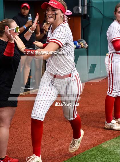 Thumbnail 2 in Melissa vs. Lake Belton (UIL Softball 5A Semifinal) photogallery.