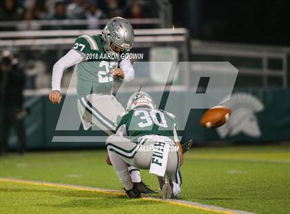 Thumbnail 2 in Pittsburg @ De La Salle (CIF NCS Open Division Playoff) photogallery.