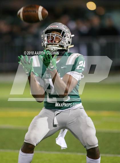 Thumbnail 3 in Pittsburg @ De La Salle (CIF NCS Open Division Playoff) photogallery.