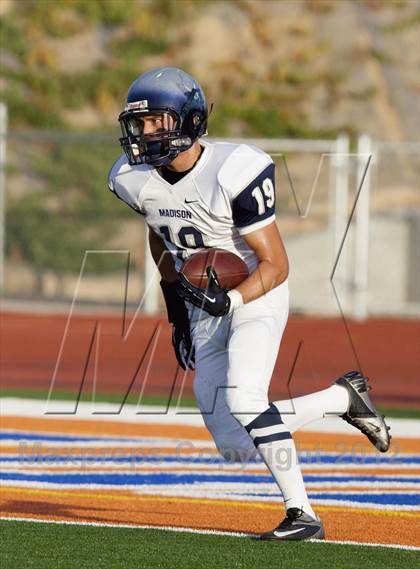 Thumbnail 3 in Madison @ Clairemont photogallery.