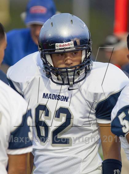 Thumbnail 3 in Madison @ Clairemont photogallery.