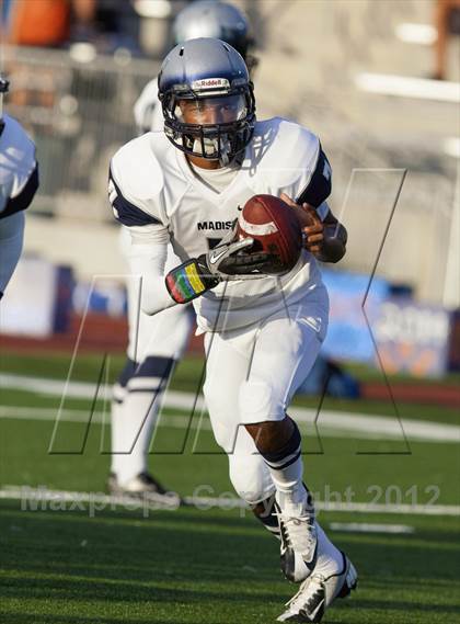 Thumbnail 2 in Madison @ Clairemont photogallery.
