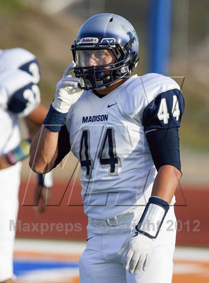 Thumbnail 3 in Madison @ Clairemont photogallery.