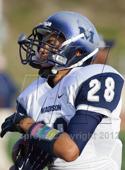 Thumbnail 1 in Madison @ Clairemont photogallery.