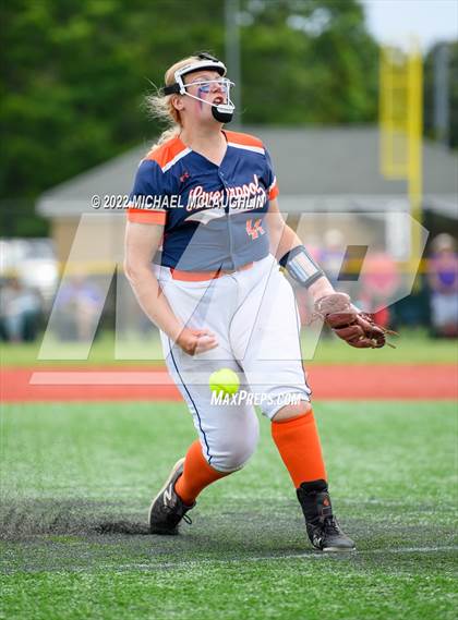 Thumbnail 2 in Monroe-Woodbury vs. Liverpool (NYSPHSAA Class AA Final) photogallery.