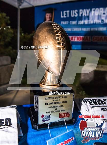 Thumbnail 2 in South Portland @ Portland (2018 MaxPreps Rivalry Series) photogallery.