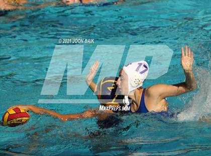 Thumbnail 3 in St. Ignatius vs Leland (St. Francis Invitational) photogallery.