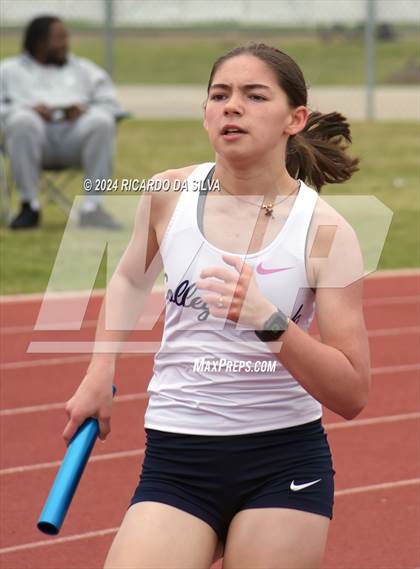 Thumbnail 2 in Cain Relays photogallery.