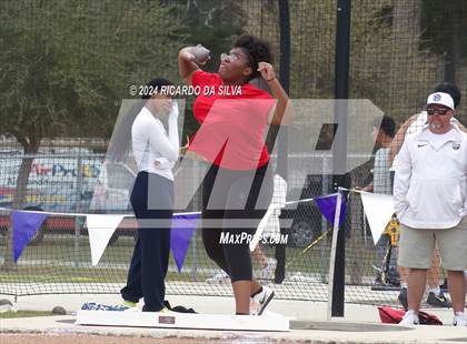 Thumbnail 3 in Cain Relays photogallery.