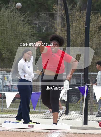 Thumbnail 1 in Cain Relays photogallery.
