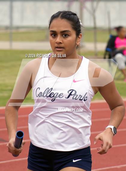 Thumbnail 2 in Cain Relays photogallery.