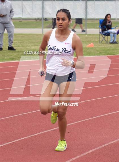 Thumbnail 3 in Cain Relays photogallery.