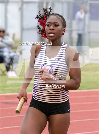 Thumbnail 2 in Cain Relays photogallery.