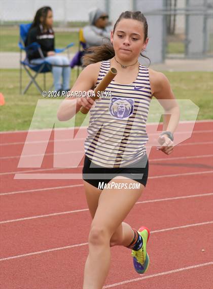 Thumbnail 2 in Cain Relays photogallery.