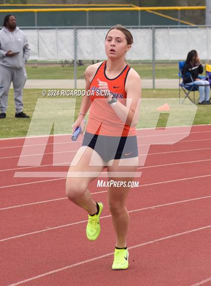 Thumbnail 3 in Cain Relays photogallery.