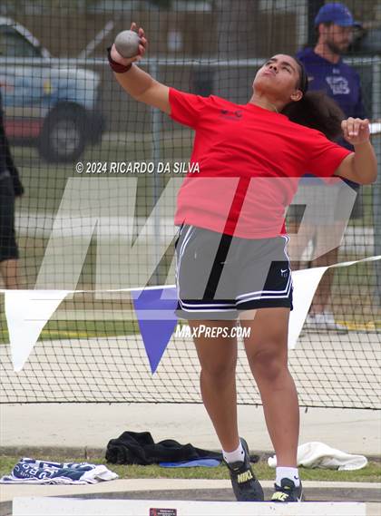 Thumbnail 1 in Cain Relays photogallery.