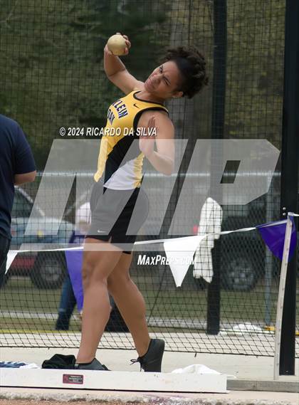 Thumbnail 3 in Cain Relays photogallery.