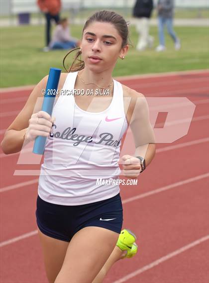 Thumbnail 1 in Cain Relays photogallery.