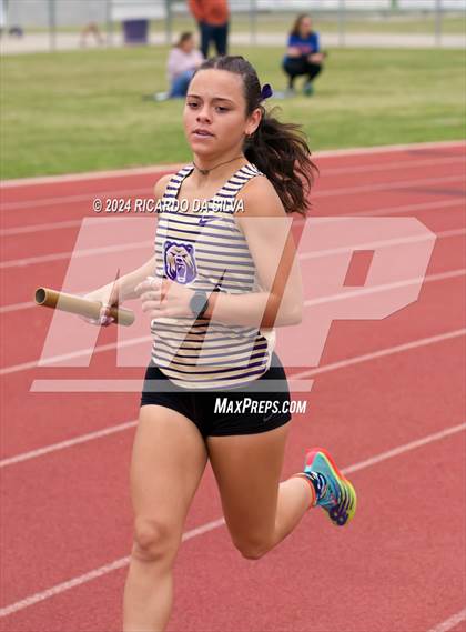 Thumbnail 1 in Cain Relays photogallery.