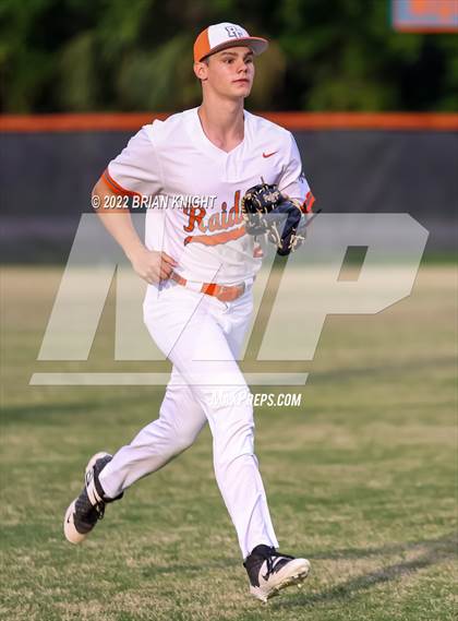Thumbnail 1 in Spoto @ Plant City photogallery.