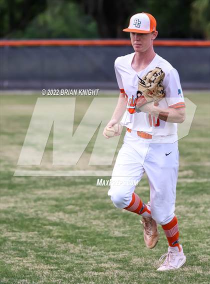 Thumbnail 1 in Spoto @ Plant City photogallery.