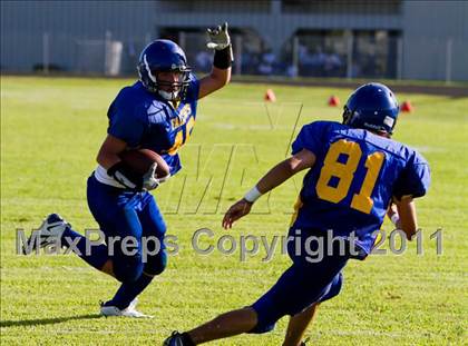 Thumbnail 2 in Channelview vs. Dobie (Freshmen A) photogallery.